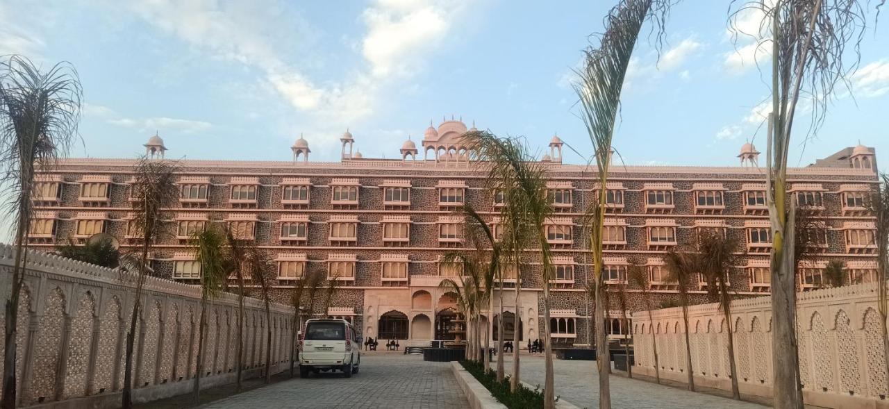 Bhanwar Singh Palace Jaipur Buitenkant foto