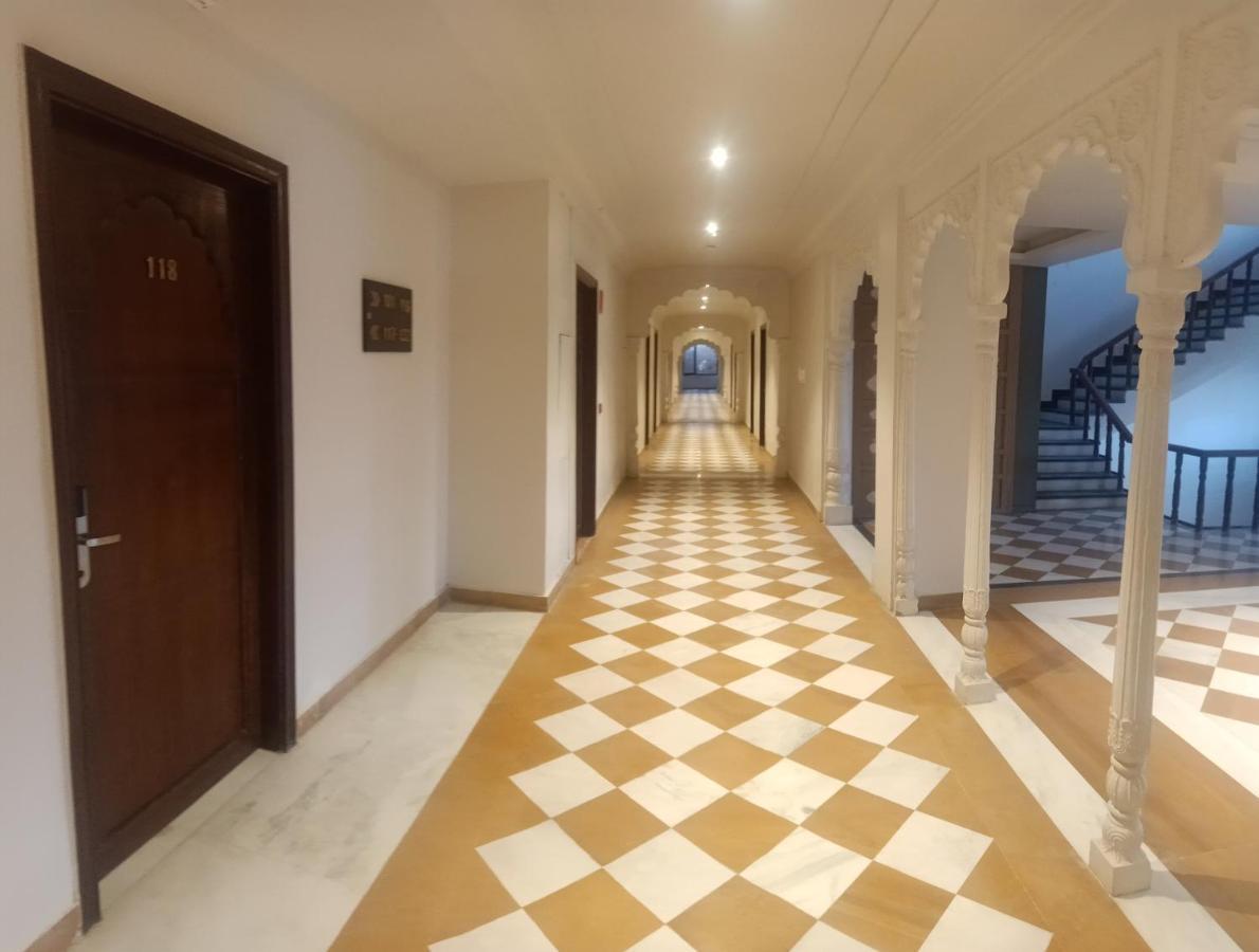 Bhanwar Singh Palace Jaipur Buitenkant foto